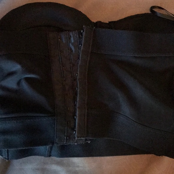 Crop top - Picture 2 of 2